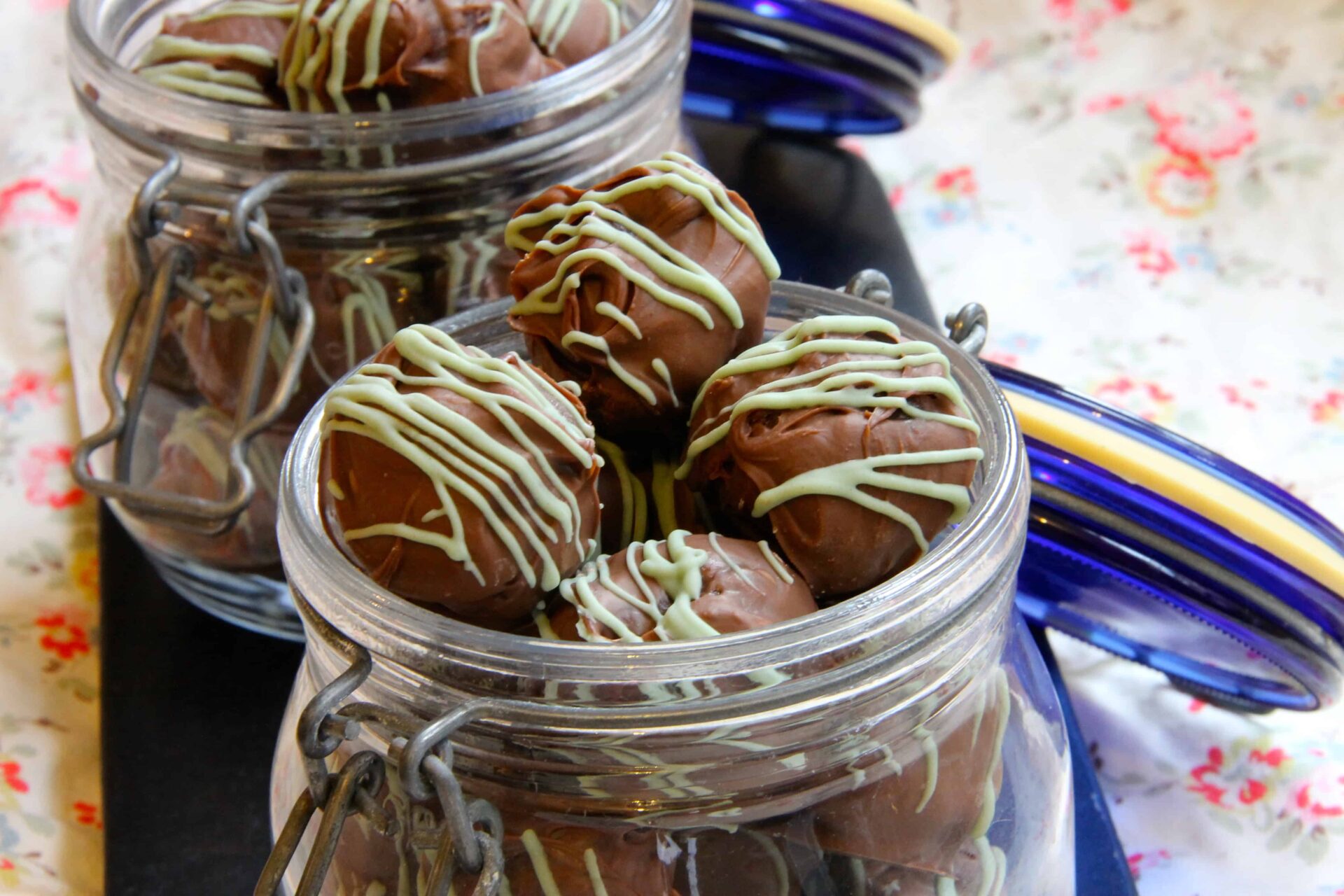 Oreo Chocolate Truffles! Jane's Patisserie