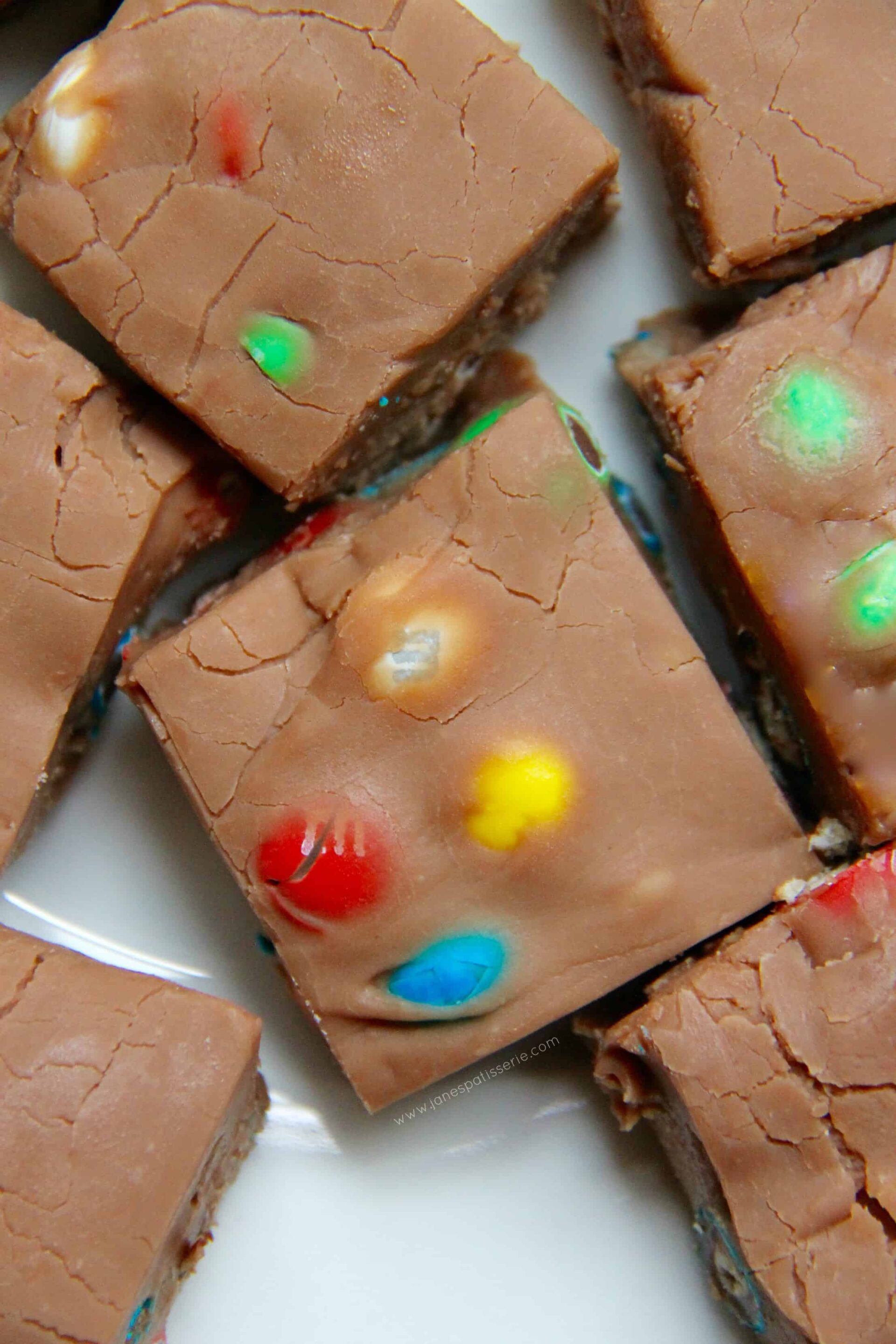 Easy Microwaveable Fudge! Jane's Patisserie