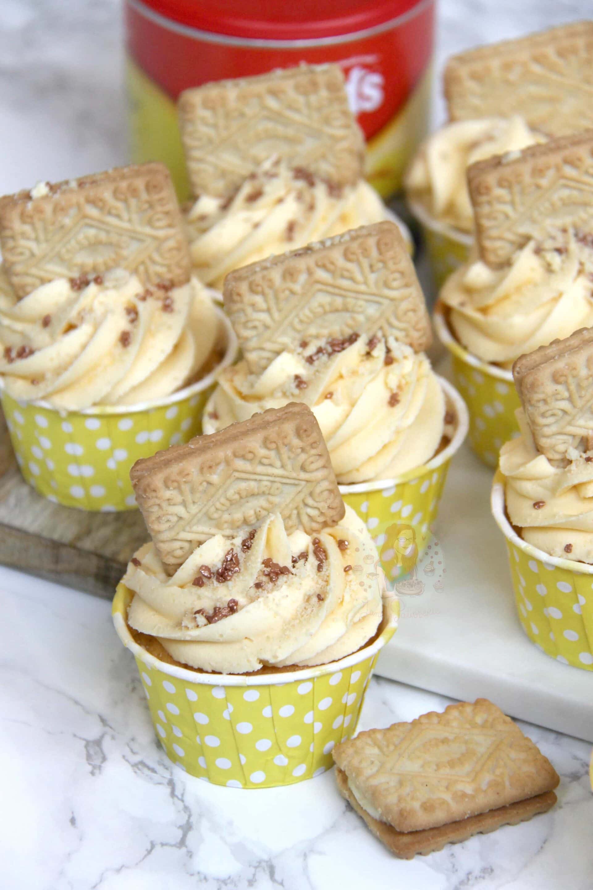 Custard Cream Cupcakes! Jane's Patisserie