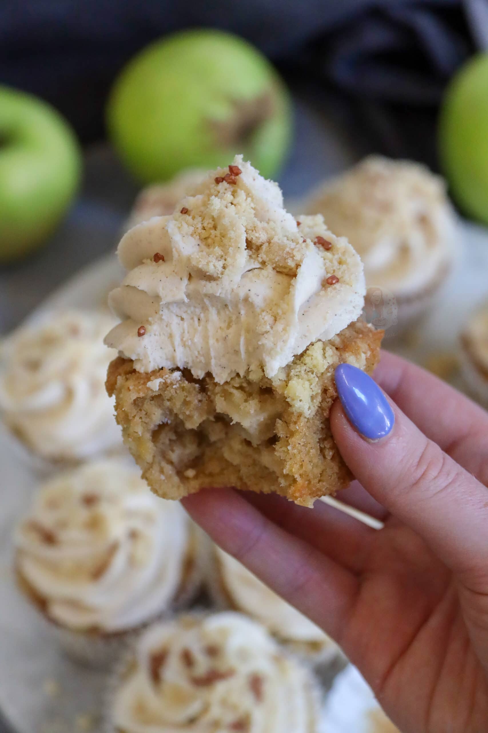 Apple Crumble Cupcakes! Jane's Patisserie
