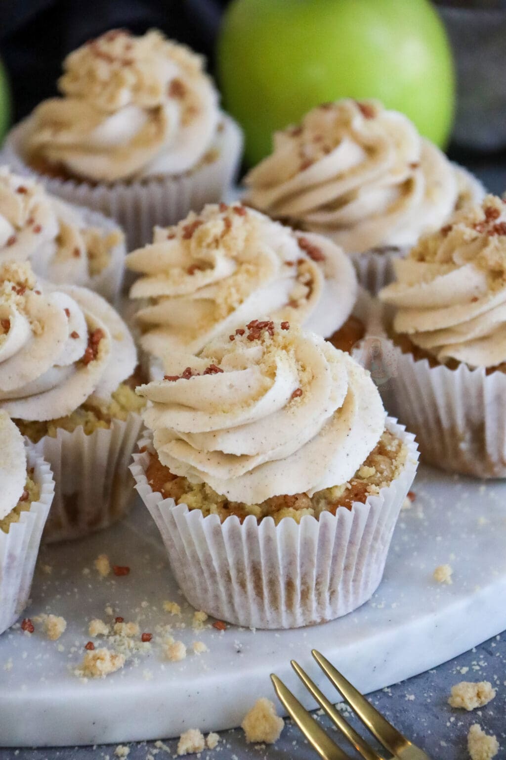 Apple Crumble Cupcakes! Jane's Patisserie