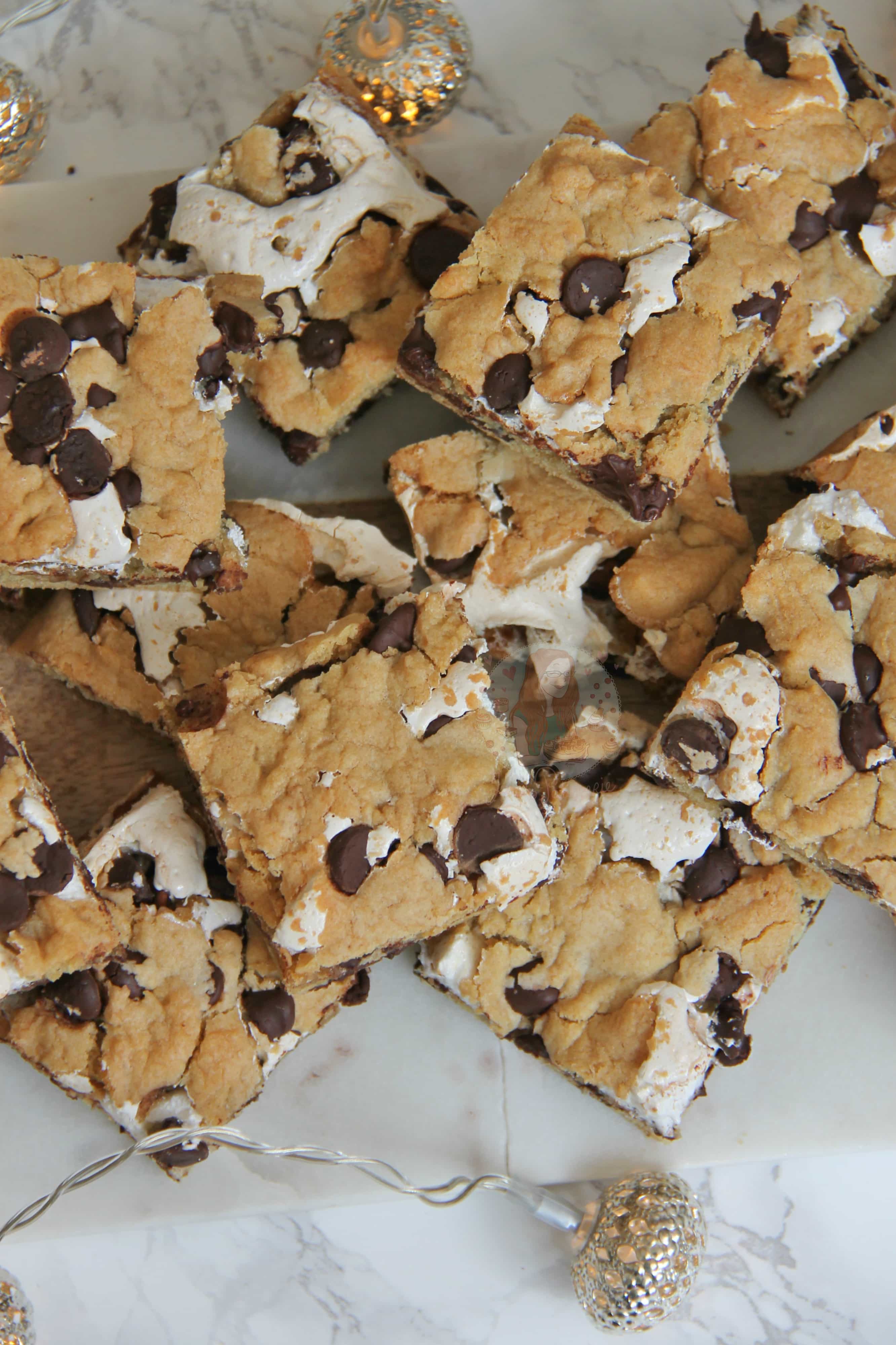 S'mores Cookie Bars! Jane's Patisserie