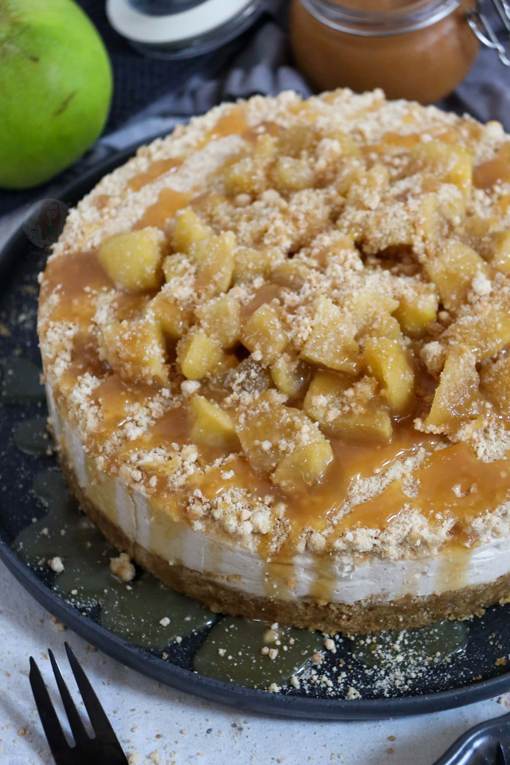 Apple Crumble Cheesecake! Jane's Patisserie