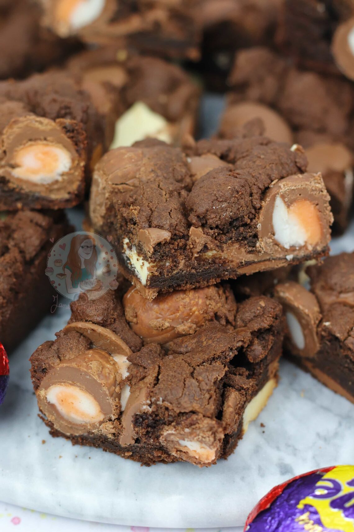Creme Egg Cookie Bars! Jane's Patisserie