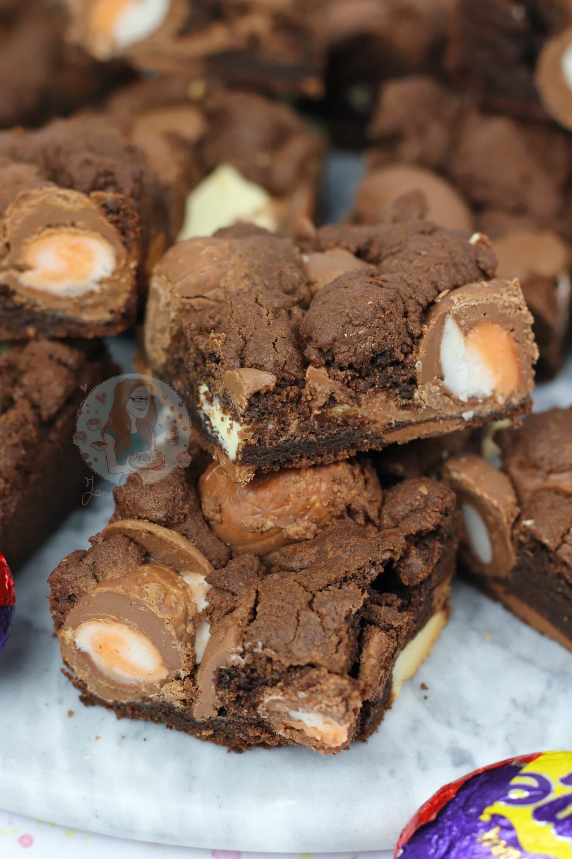 Creme Egg Cookie Bars! Jane's Patisserie