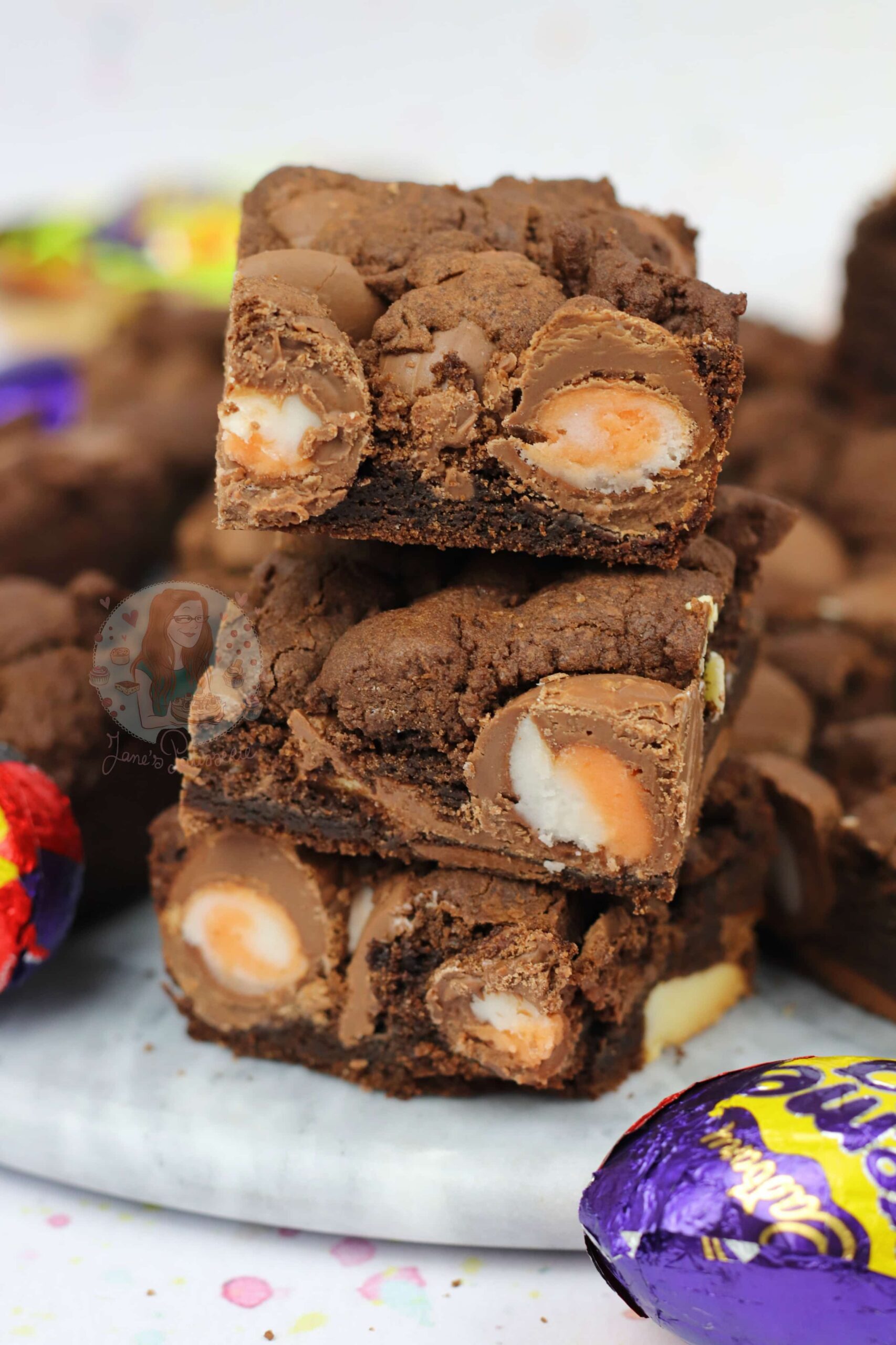 Creme Egg Cookie Bars! Jane's Patisserie