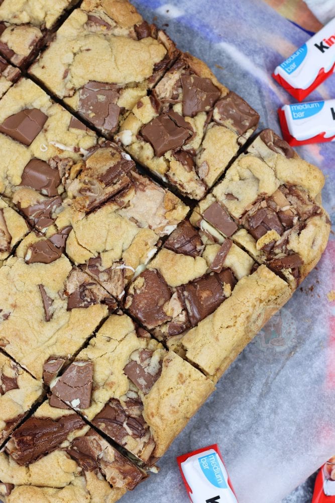 Kinder Bueno Cookie Bars! Jane's Patisserie
