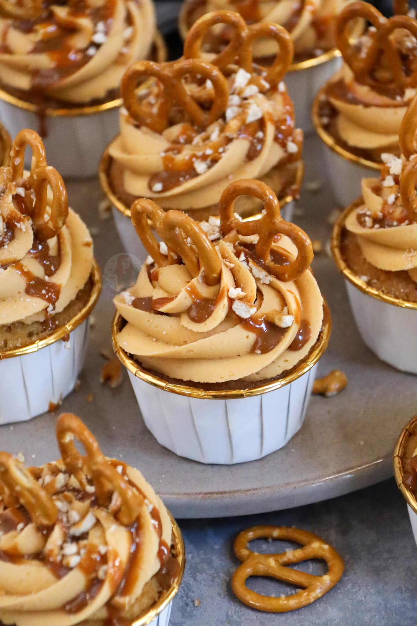 Salted Caramel Pretzel Cupcakes! Jane's Patisserie