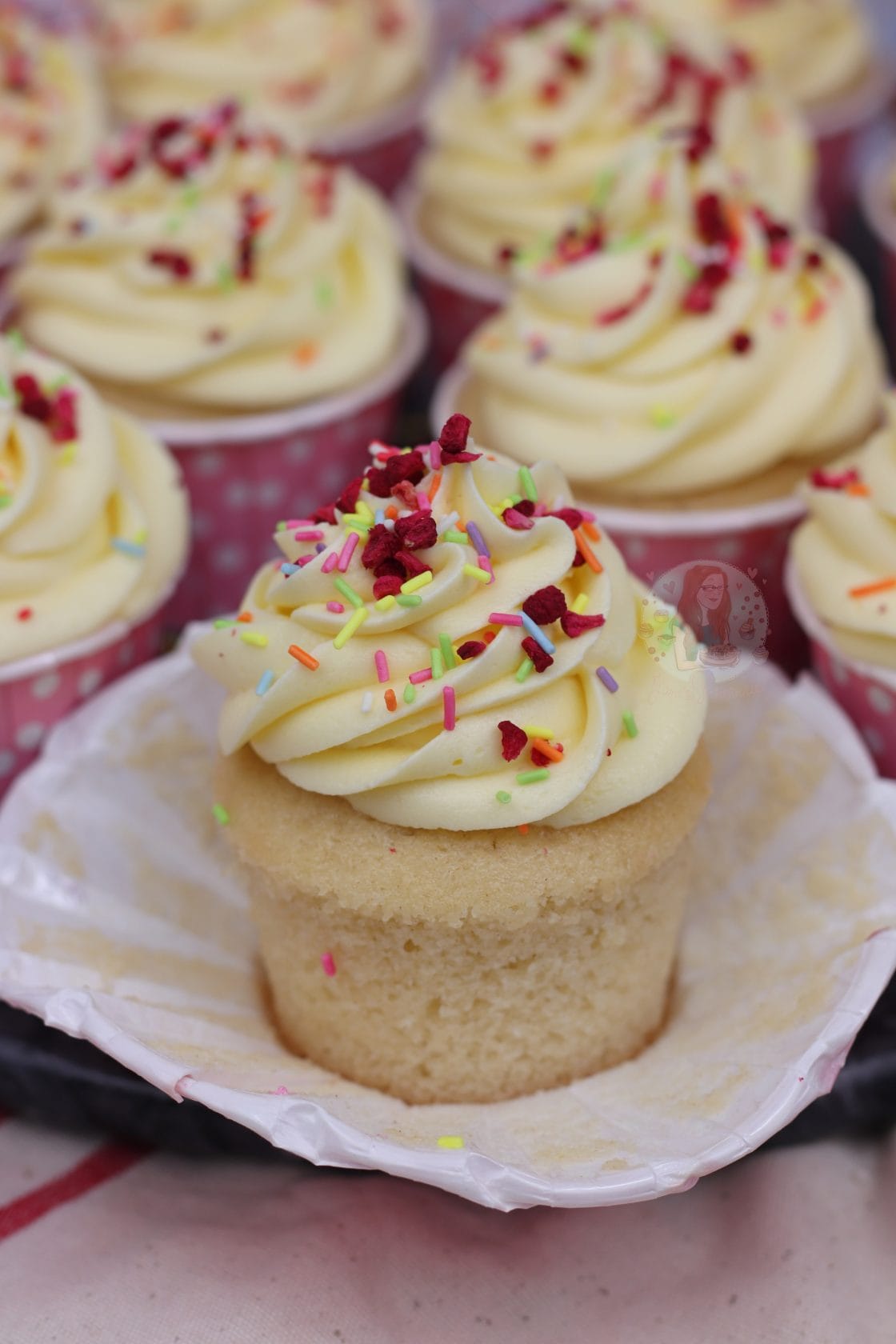 Vegan Vanilla Cupcakes! Jane's Patisserie