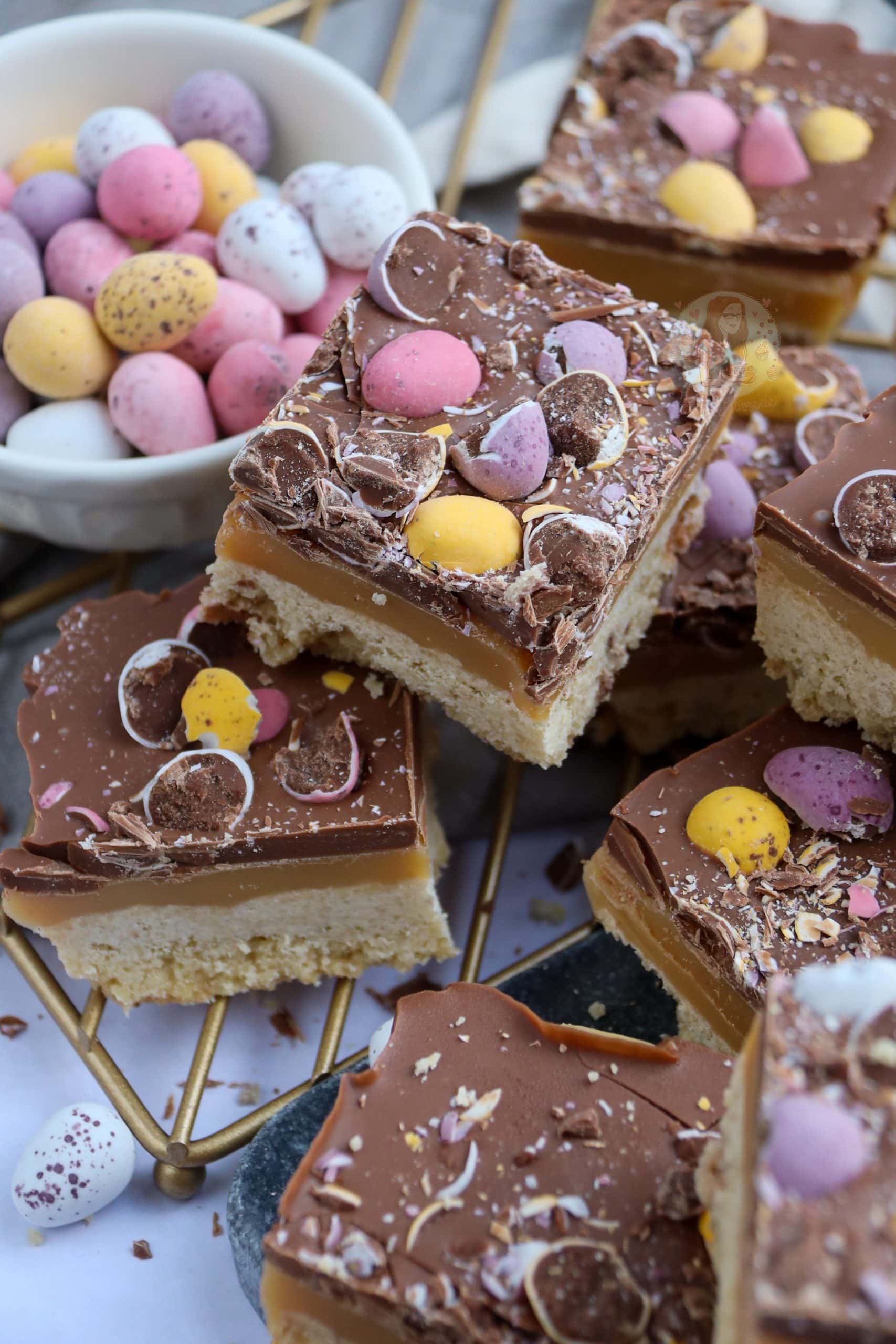 Mini Egg Millionaires Shortbread! - Jane's Patisserie