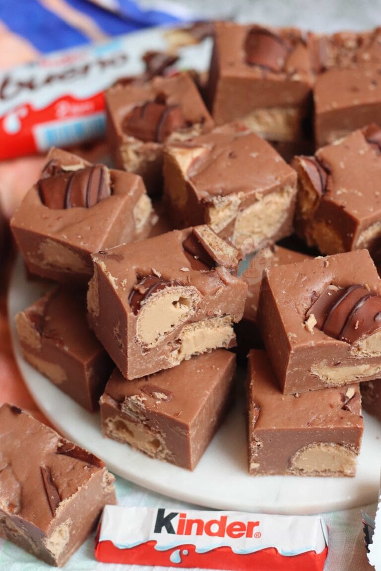 Chocolate Kinder Bueno Fudge! Jane's Patisserie