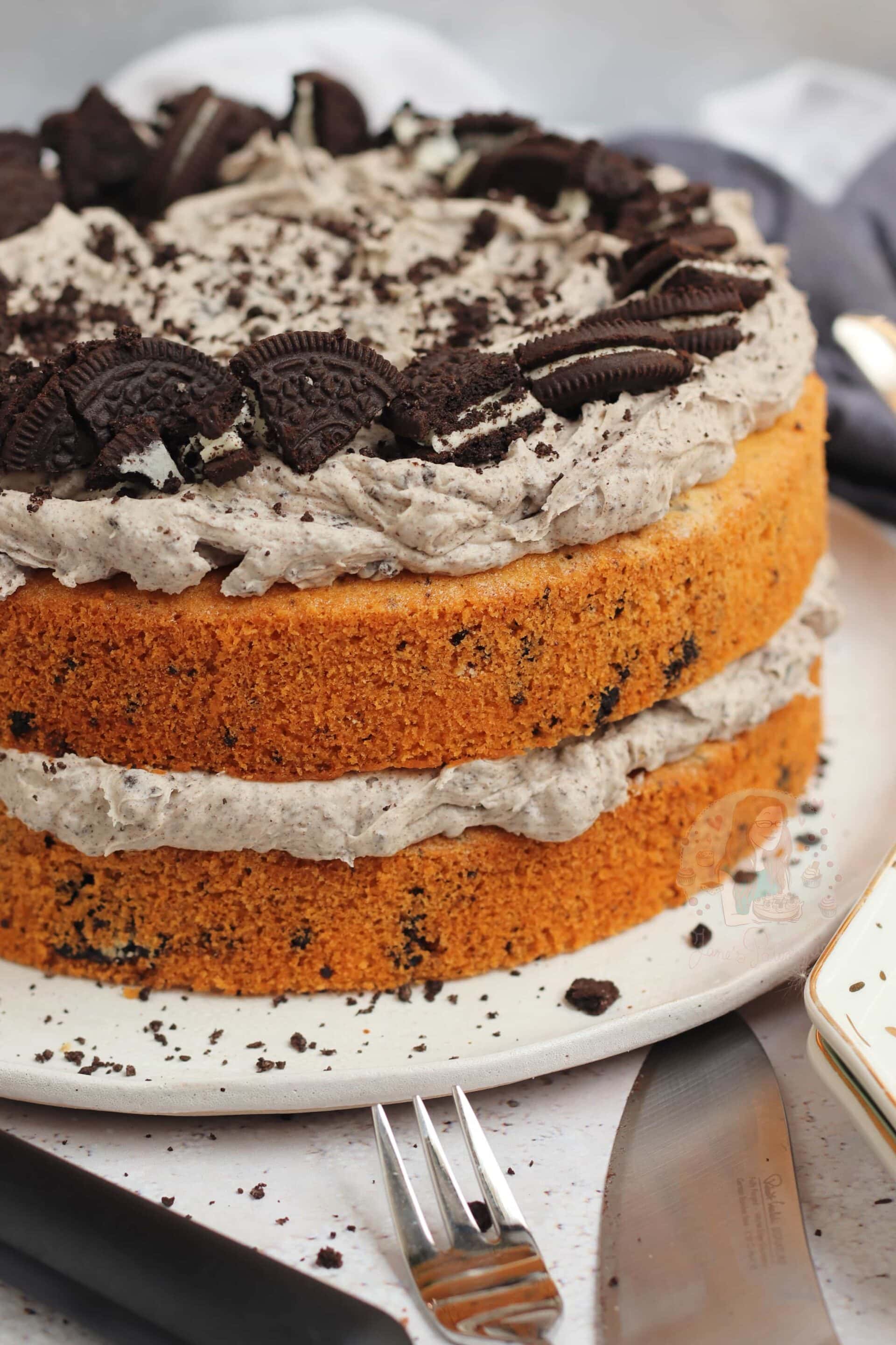 Cookies and Cream Cake! Jane's Patisserie