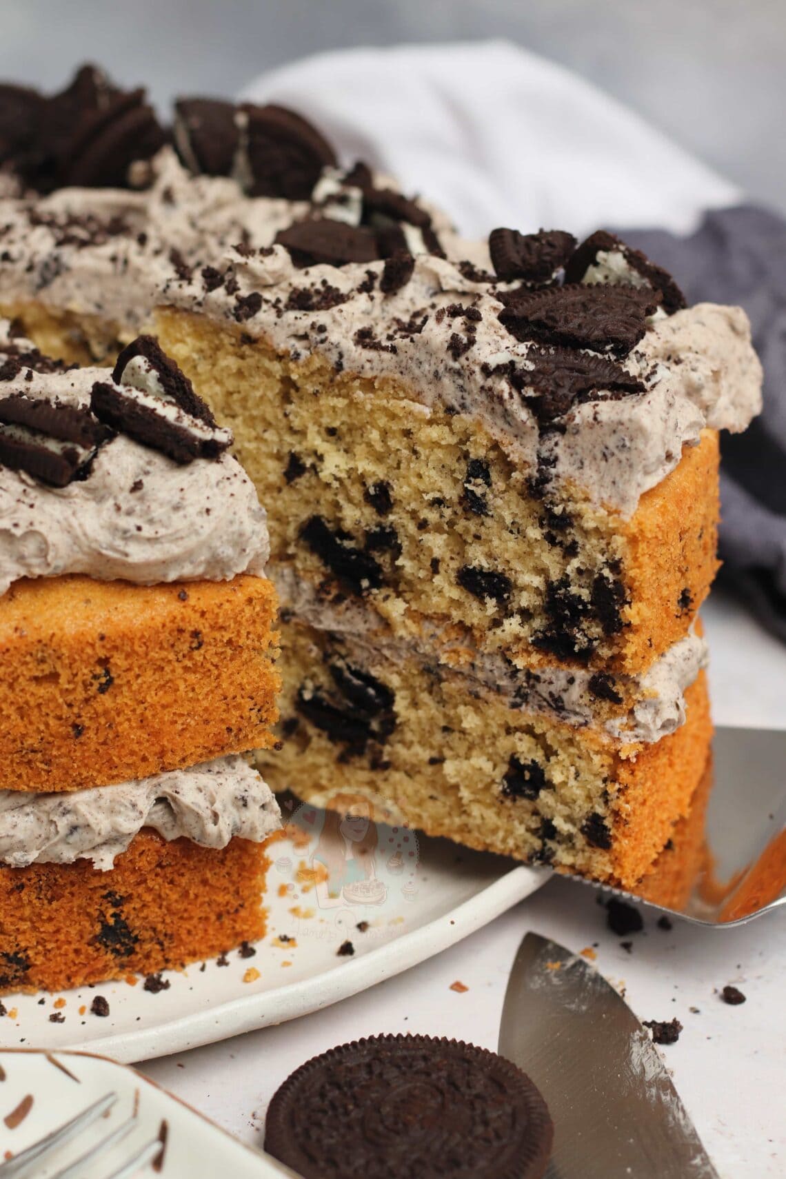 Cookies and Cream Cake! Jane's Patisserie