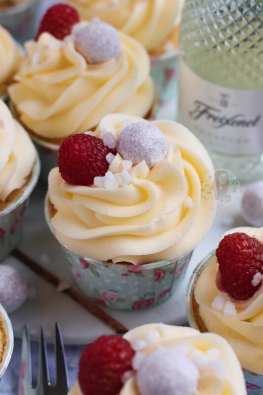 Prosecco Cupcakes! Jane's Patisserie