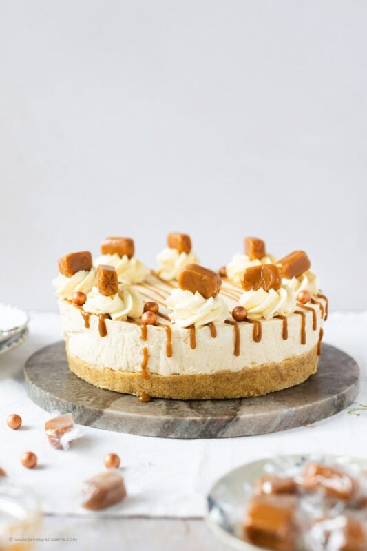 Side profile of a finished Butterscotch cheesecake